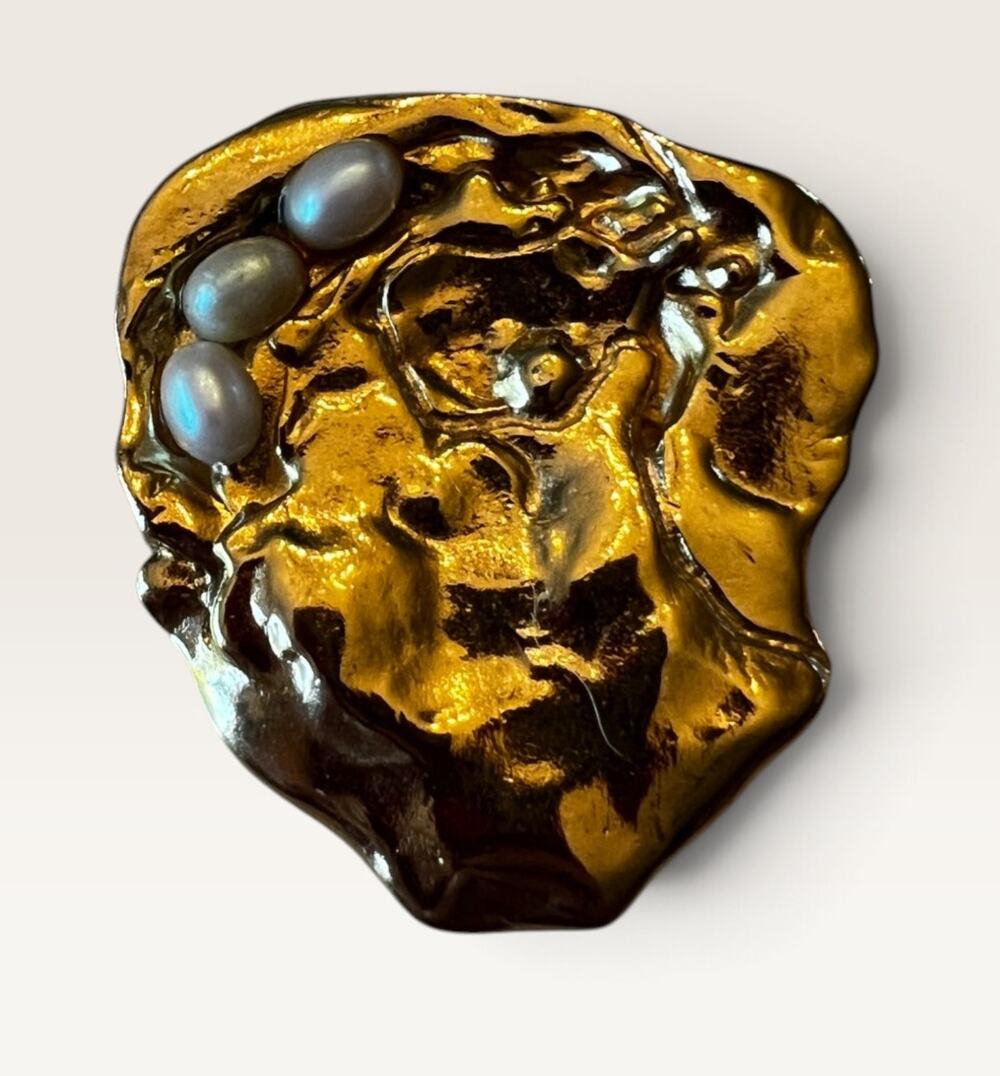 Vintage Modernist Molten Gold Tone Abstract Brooch – Baroque Faux Pearl Pin